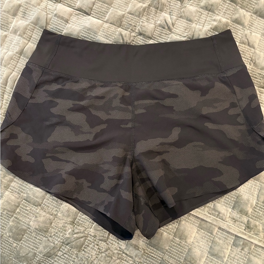 Athleta Black Athletic Shorts Moisture-Wicking Performance
